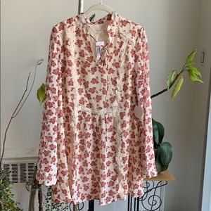 NWT tularosa addis bell sleeve dress size medium